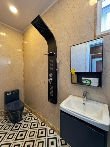 An Chi Hotel Хошимин Экстерьер фото